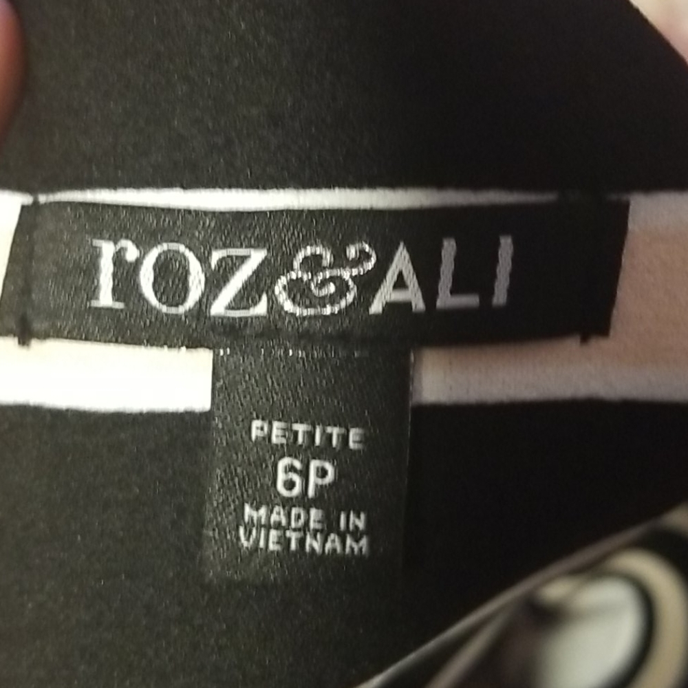 New Roz & Ali A line Dress - Picture 4 of 7